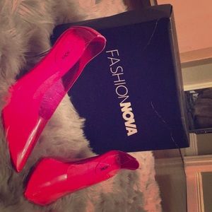 Transparent Hot Pink Fashion Nova Heel. Brand New